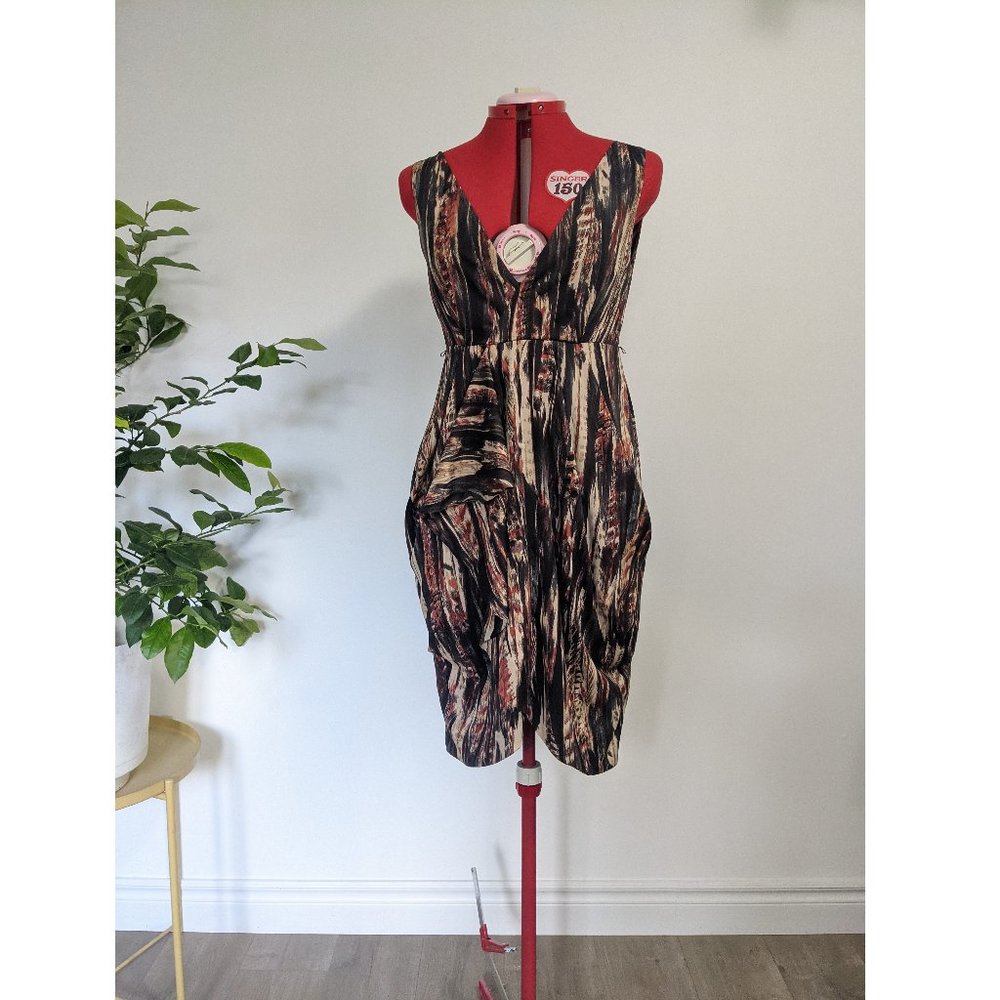 H&M Autum colour v cut dress